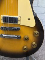 Gibson Les Paul Deluxe 1981 USA Tobacco Sunburst - Image 2