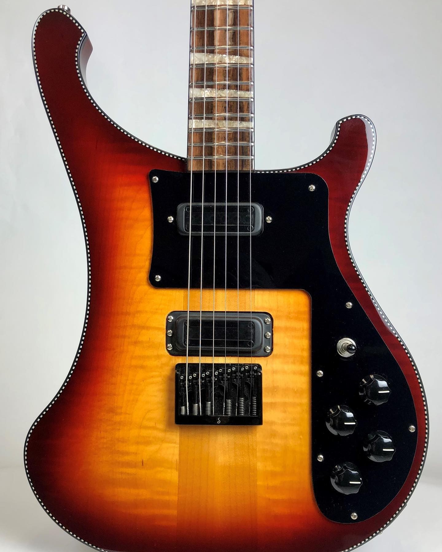 Rickenbacker 480XC 90TH Anniversary LTD Edition Guitar - Old Hat